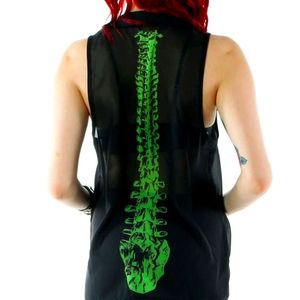 Iron Fist Spineless Sleeveless Blouse, size large